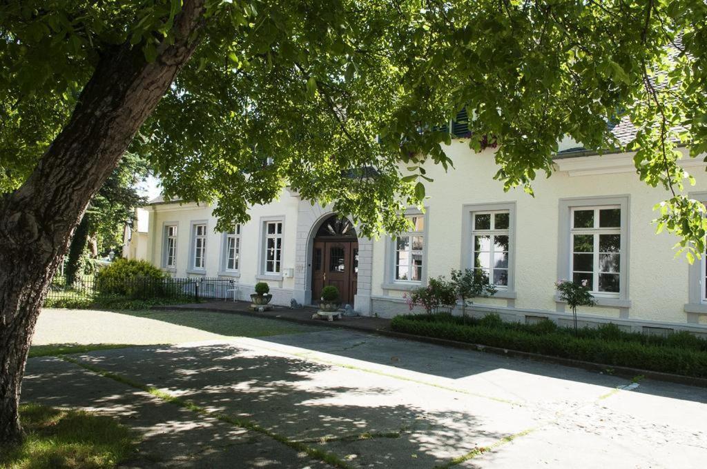 Karolingerhof - Mosel Hotel Krov Exterior photo